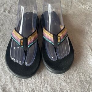 Teva Voya Flip Flops with Multicolor Straps women’s size 7